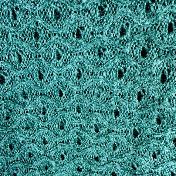 Green H&M Infinity Scarf - Picture 3 of 3